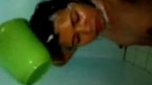 Tante Mandi Sambil Masturbasi